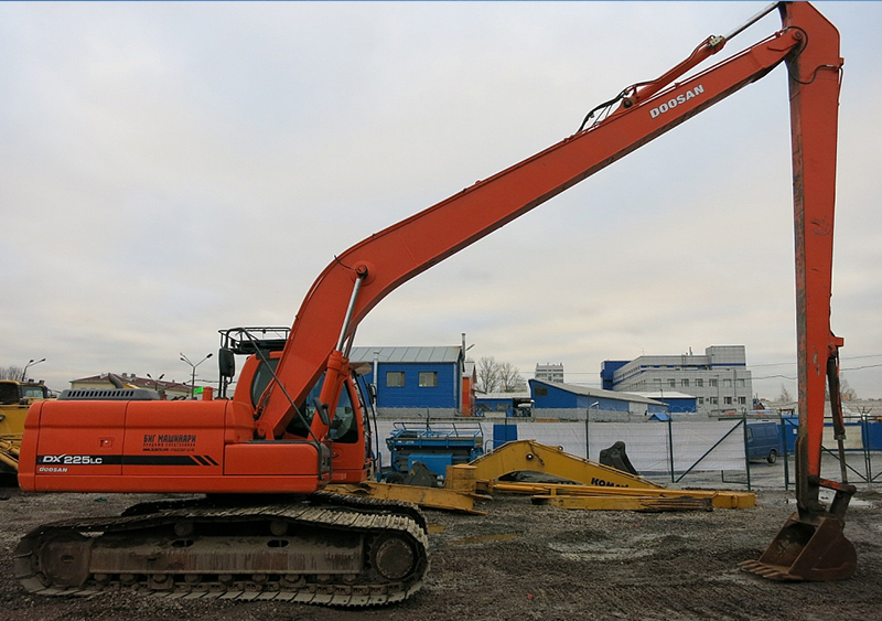 Аренда экскаватора DOOSAN 225